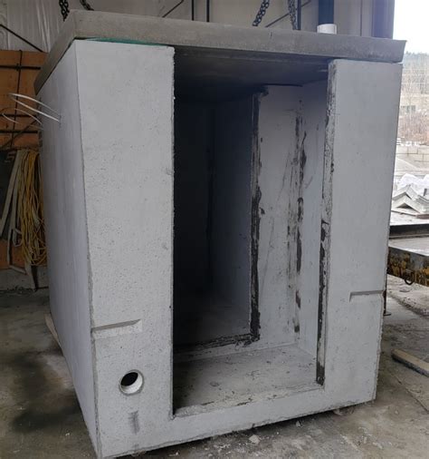 Mother Earth News offers free plans for repurposing a prefab <b>concrete</b> septic tank (unused, of course) into a <b>root</b> <b>cellar</b>. . Precast concrete root cellar for sale